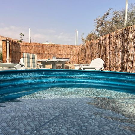 King Of The Dead Sea By Crown Apartment เนเว โซฮาร์ ภายนอก รูปภาพ
